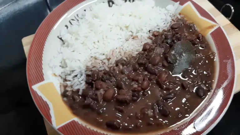 Esquentar Arroz e Feijão na Airfryer: Preservando o Sabor