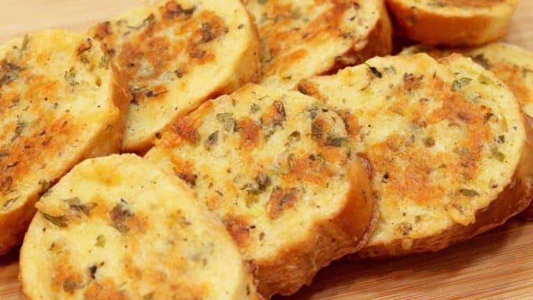Pão Amanhecido Na Airfryer: Como Ressuscitar Fácil!