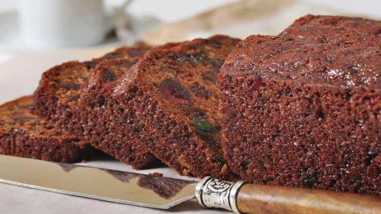 Bolo de Ameixa na Airfryer: Delícia Aromática
