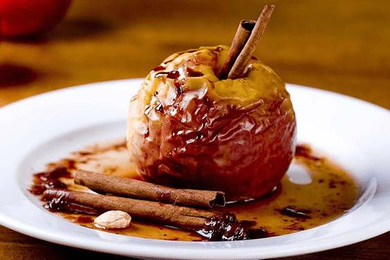 Maçã Assada na Airfryer: Sobremesa Caramelizada