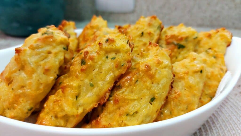bolinho de arroz com frango na airfryer