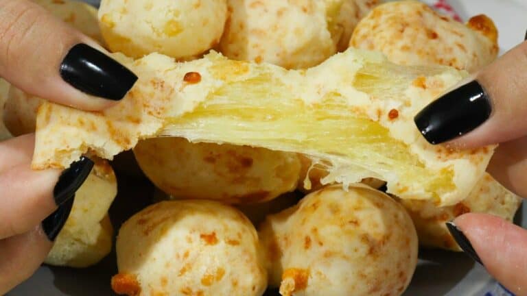 Pão de Queijo com Tapioca na Airfryer: Delícia Dourada