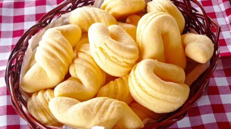 Biscoito de Queijo na Airfryer: Perfeição Dourada
